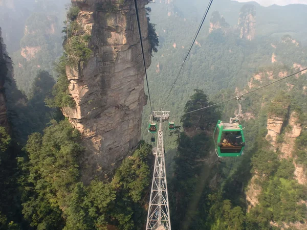 魅力的すぎる！乗り物のある絶景の記事画像
