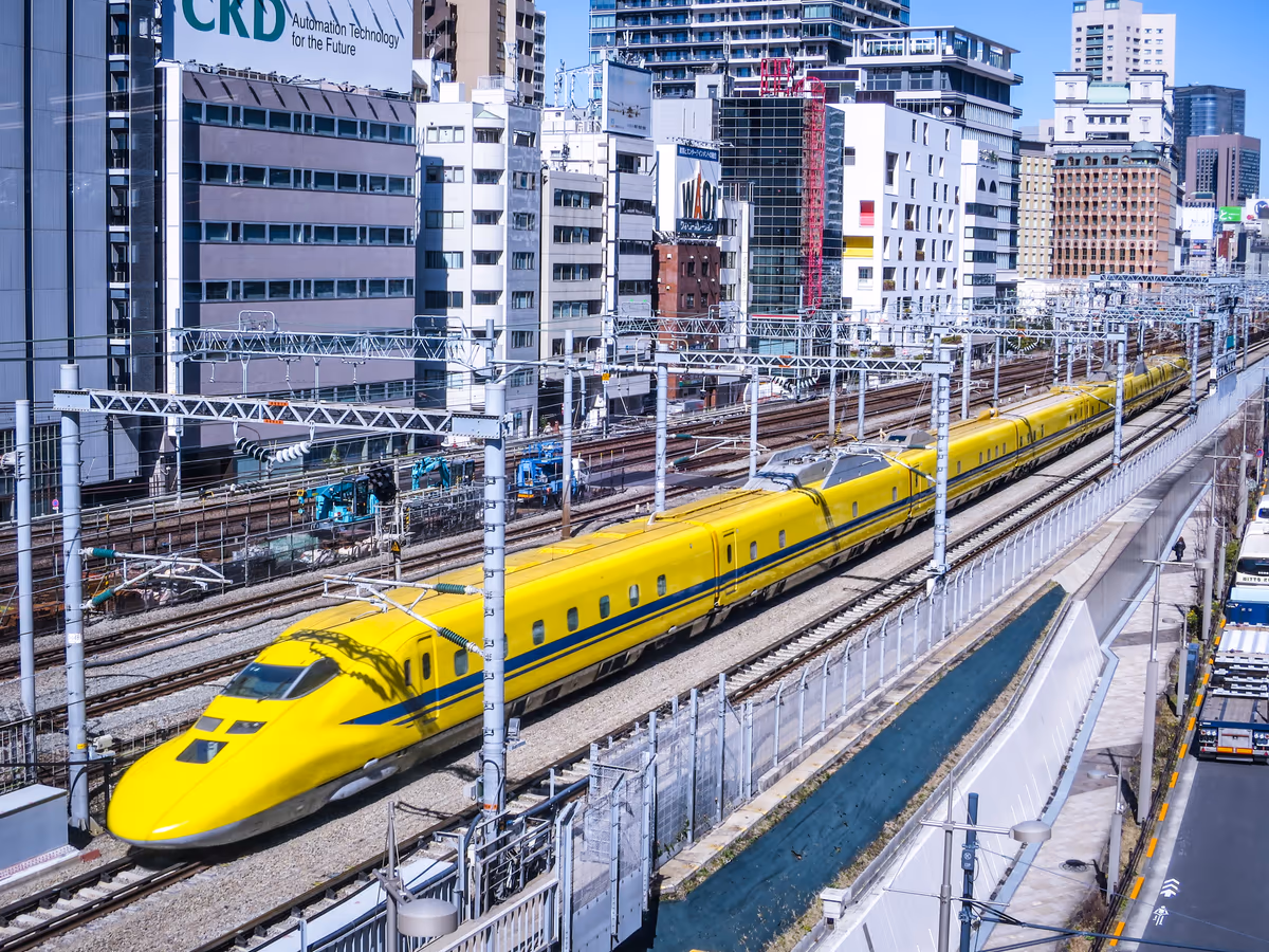 投稿写真：都心のドクターイエロー