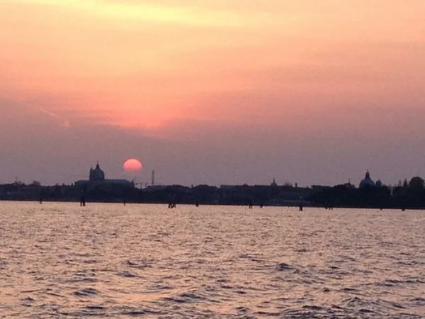 投稿：リド島へ