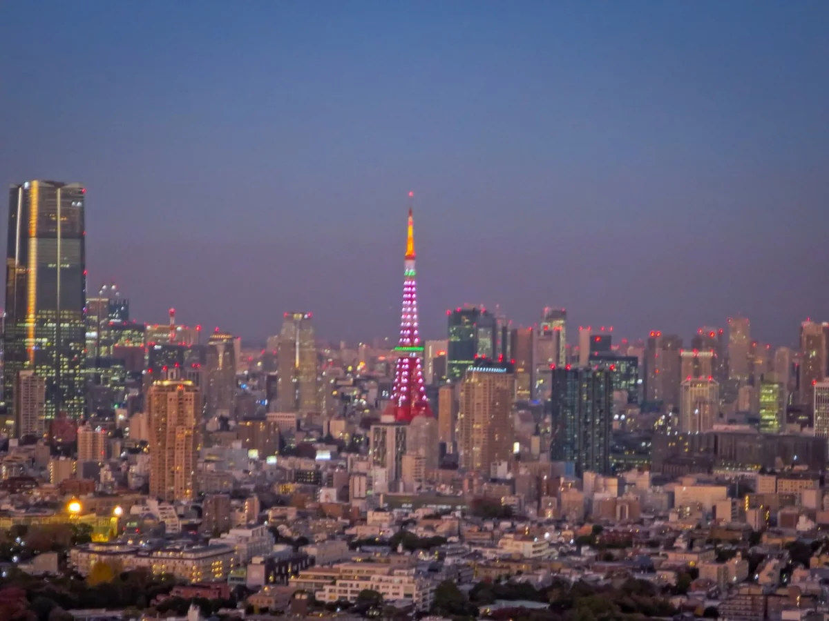 投稿写真：ダイヤモンドヴェールの東京タワーと暮れゆく街