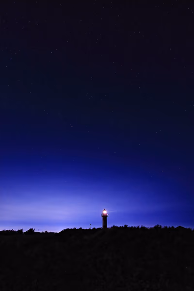 投稿：夜の石狩灯台
