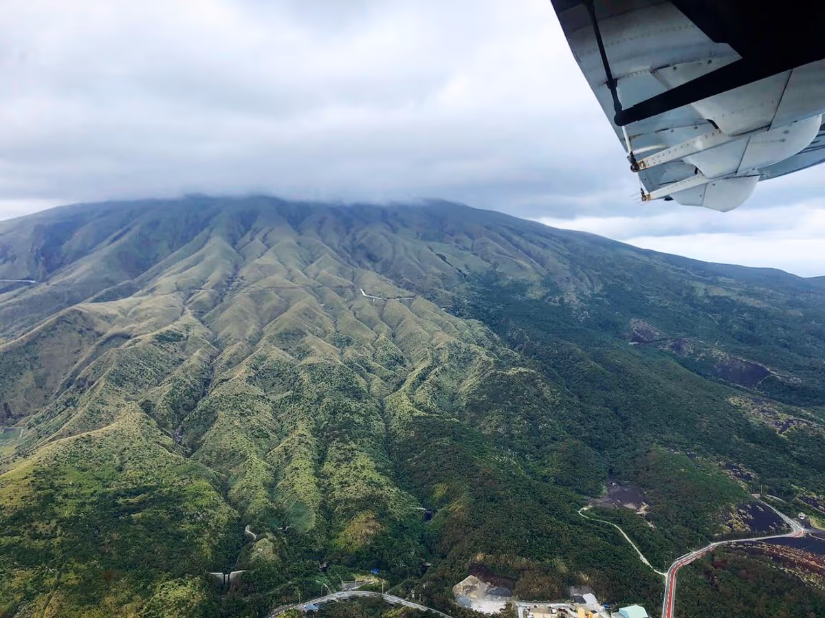 投稿写真：空からの三宅島