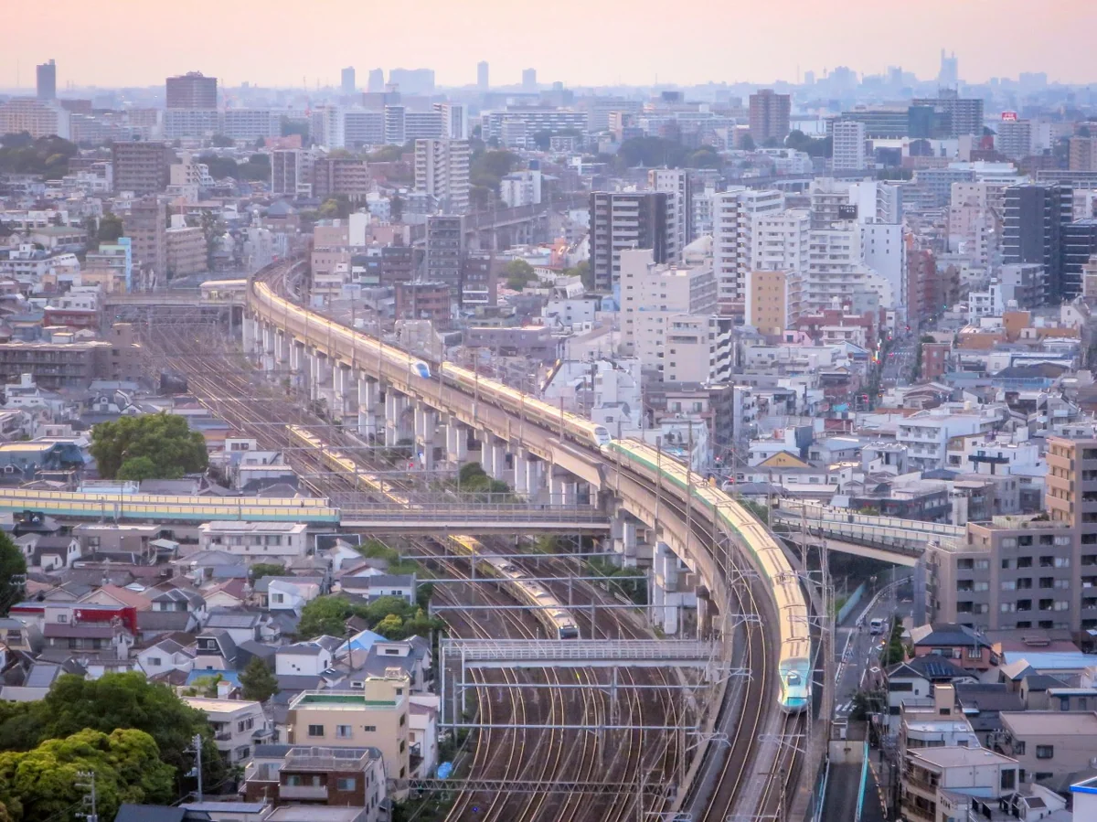 投稿写真：JR東日本新幹線E7とE3+E5のすれ違い