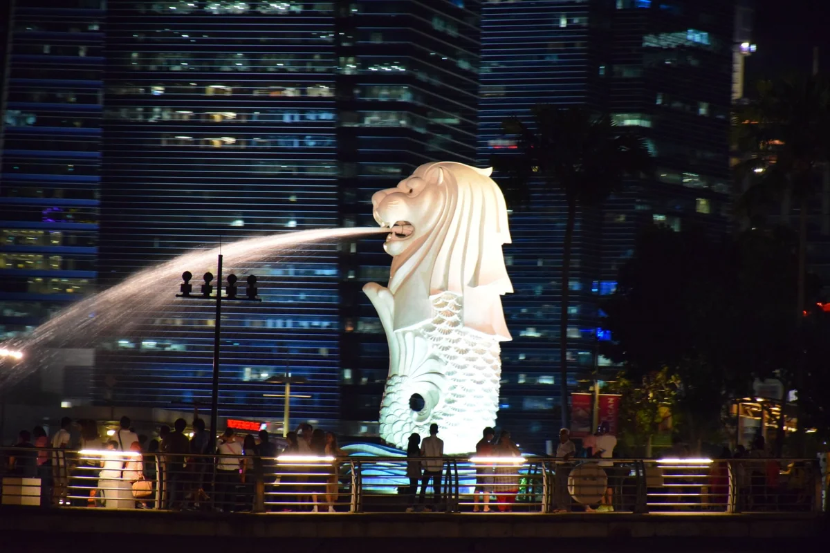投稿写真：夜のマーライオン