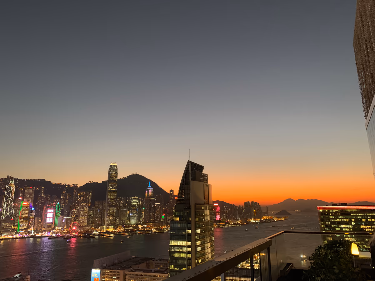 投稿写真：香港の夕暮れ時