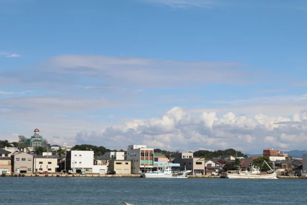 投稿：空と川と町