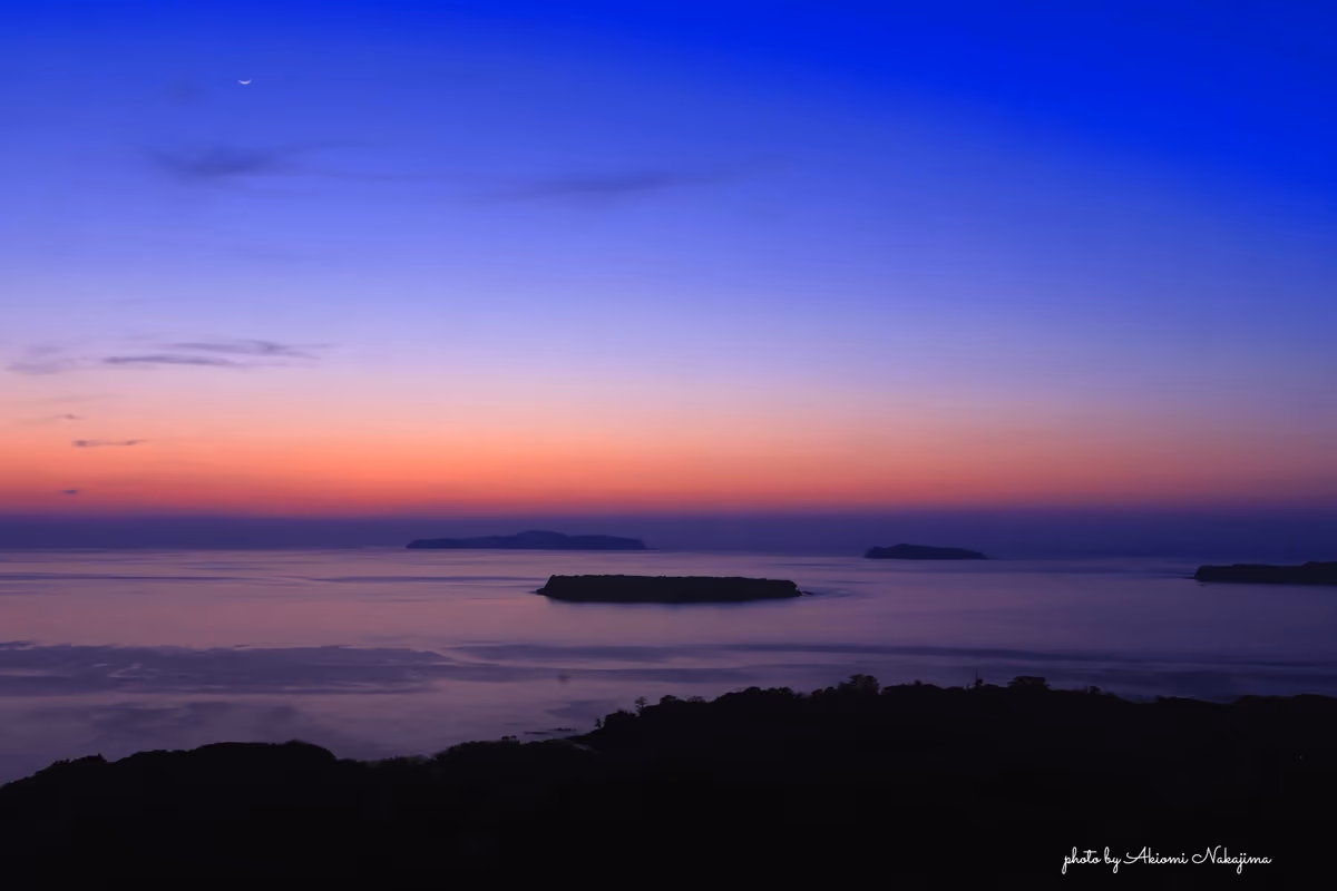投稿写真：夕暮れ進む萩の海