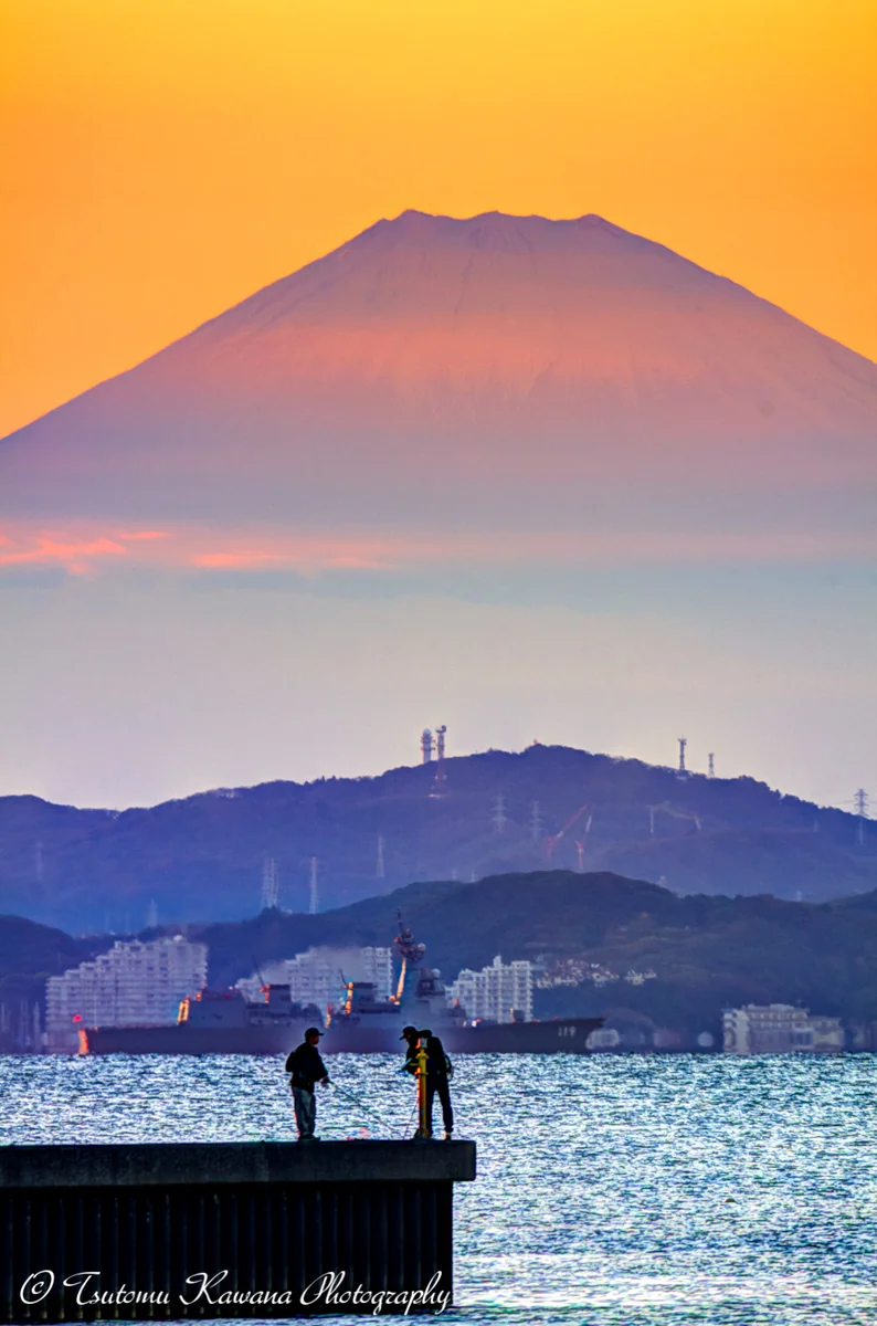 投稿写真：釣り人たちの、たそがれ富士山～♪
