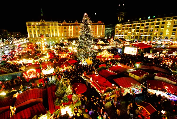 投稿：ドイツ最古 Dresdenのクリスマスマーケット