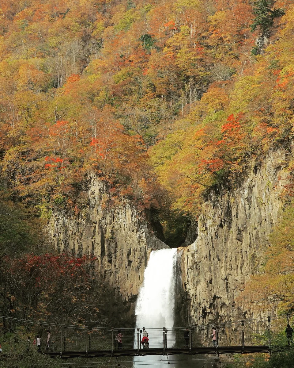 投稿写真：秋の苗名の滝