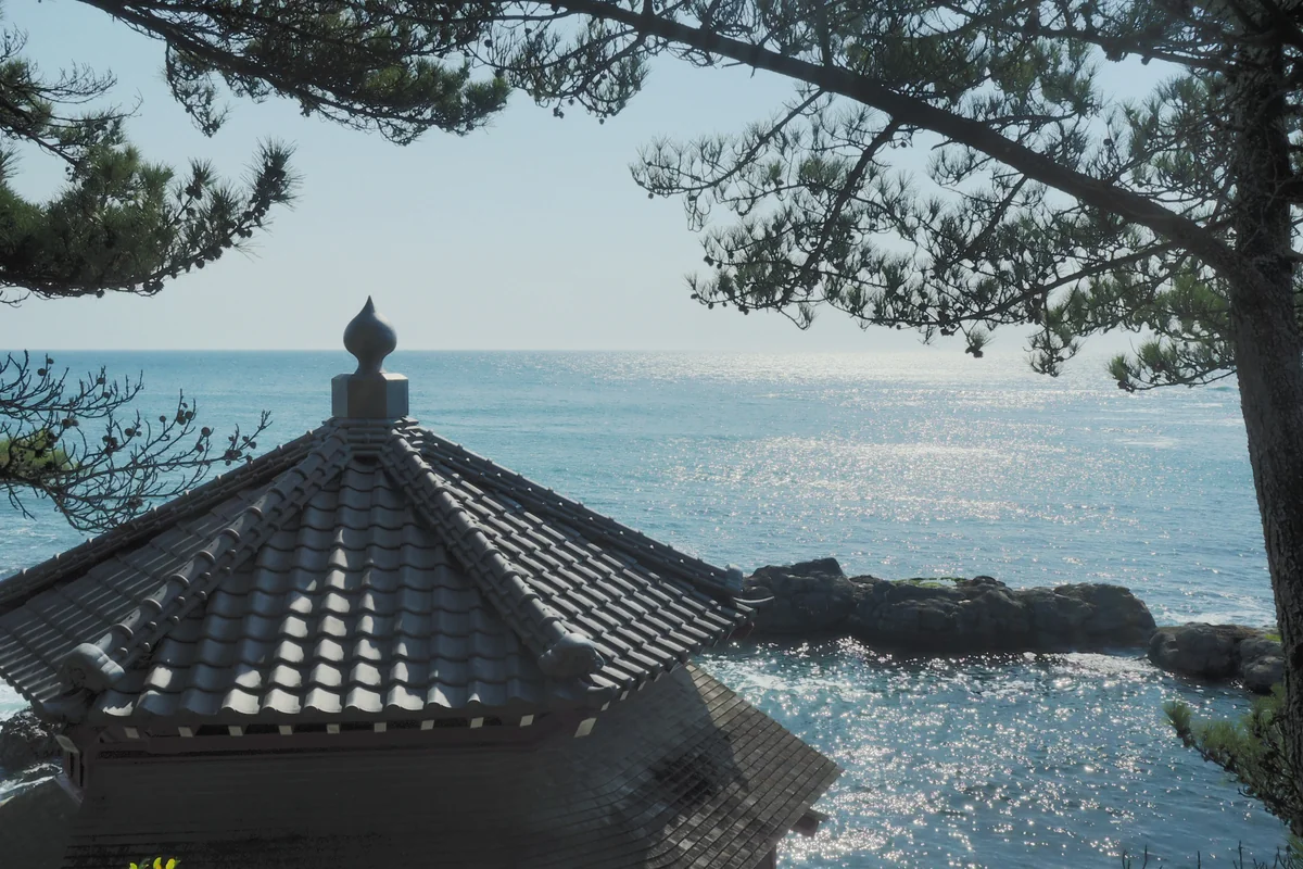 投稿写真：五浦海岸　六角堂