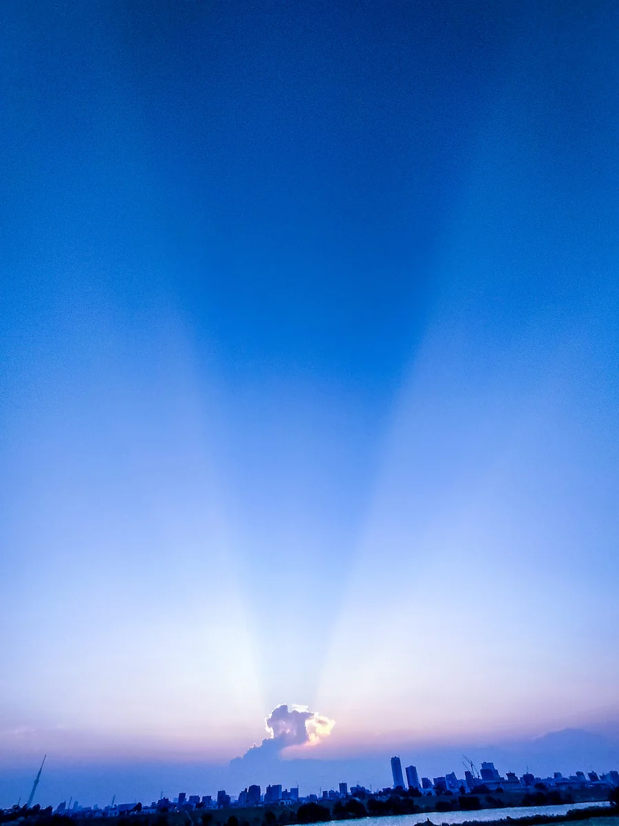 投稿写真：天割れ