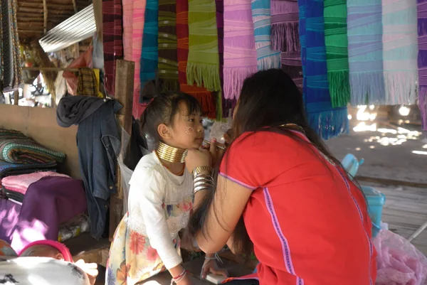 投稿：首長族の村(民族産直)