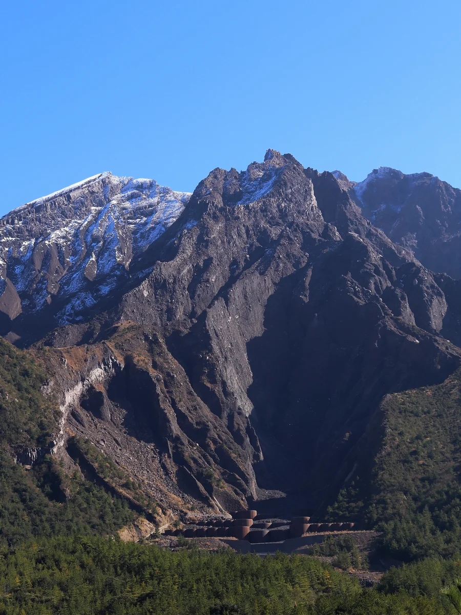 投稿写真：山体崩壊続く