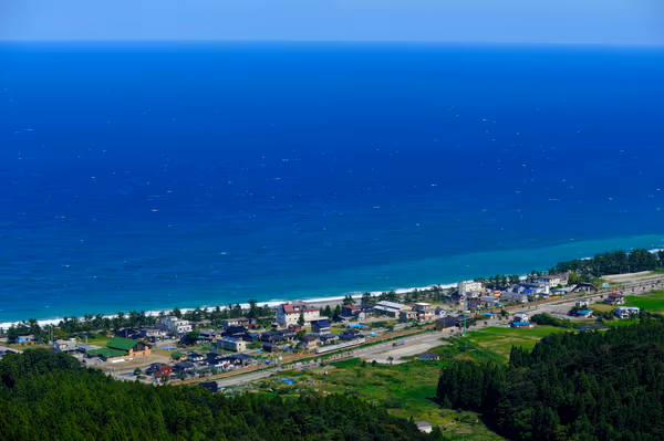 投稿：風の強い日本海