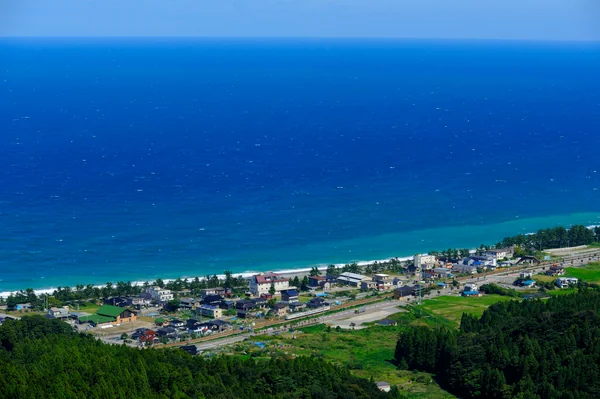 投稿：風の強い日本海