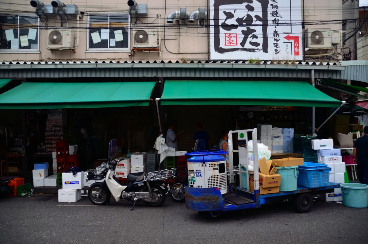 投稿写真：築地　ターレのある風景