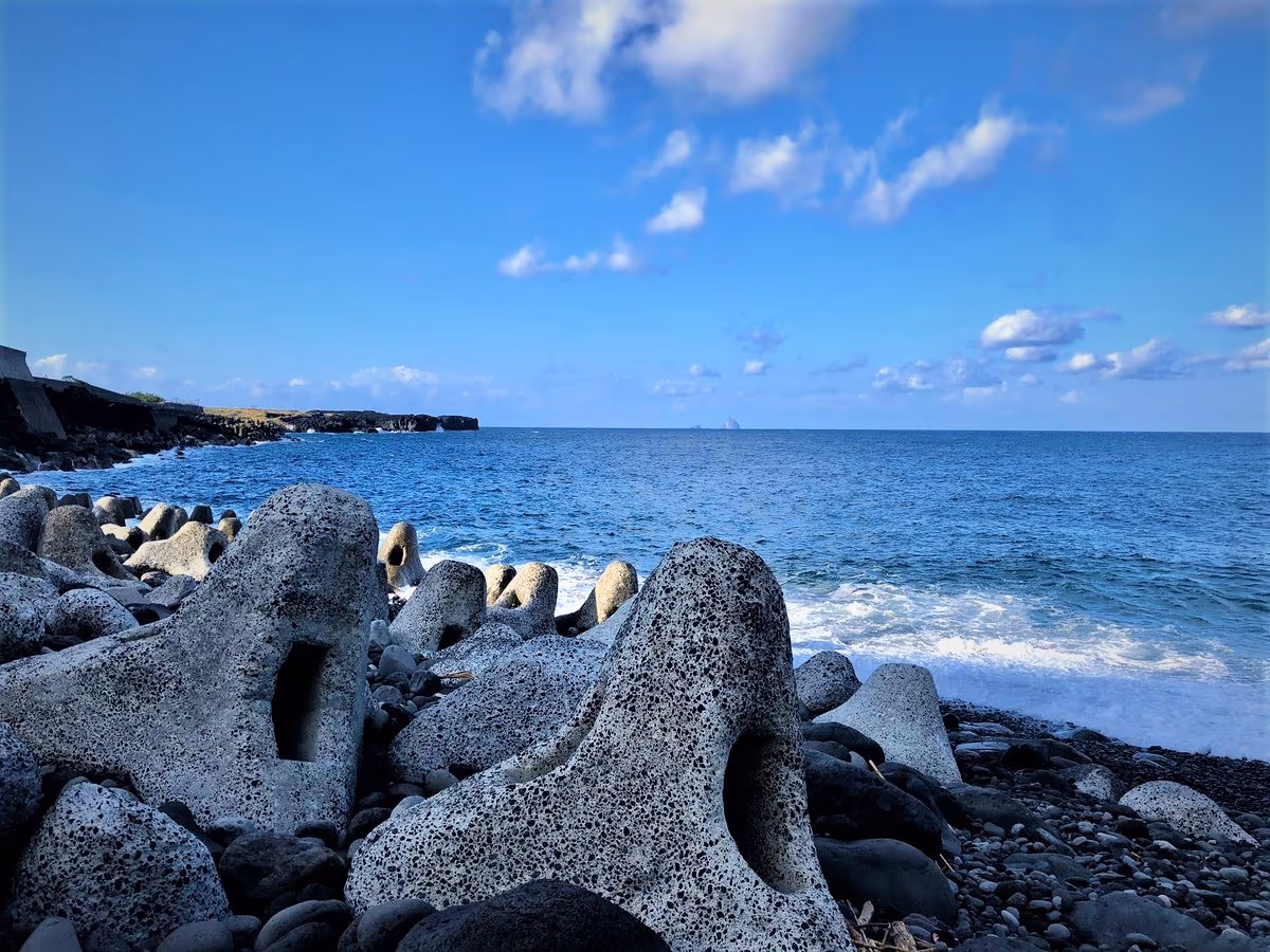 投稿写真：夕景浜のテトラ