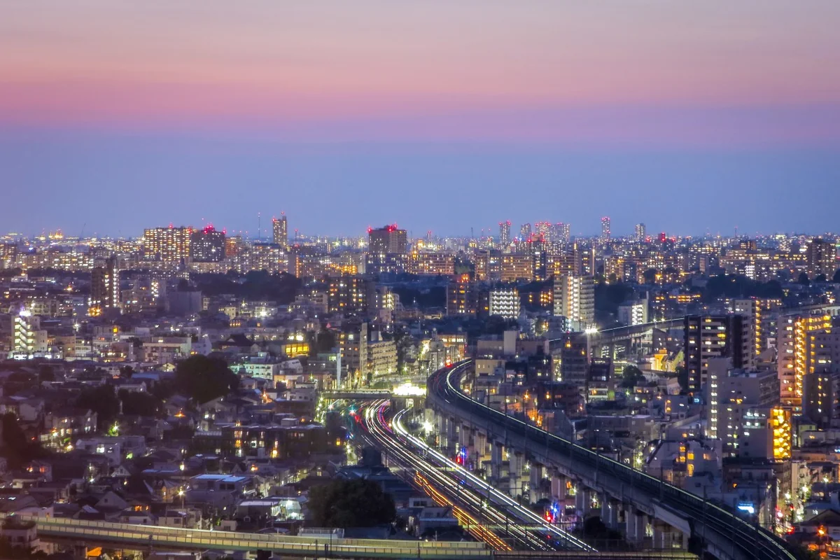 投稿写真：夜景と光跡