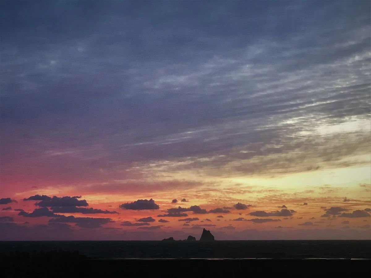 投稿写真：三本岳と残照