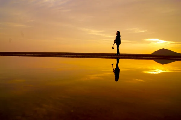 投稿：誰そ彼は時