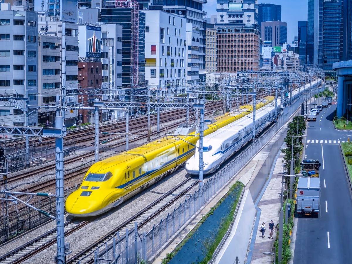投稿写真：ドクターイエローとN700S