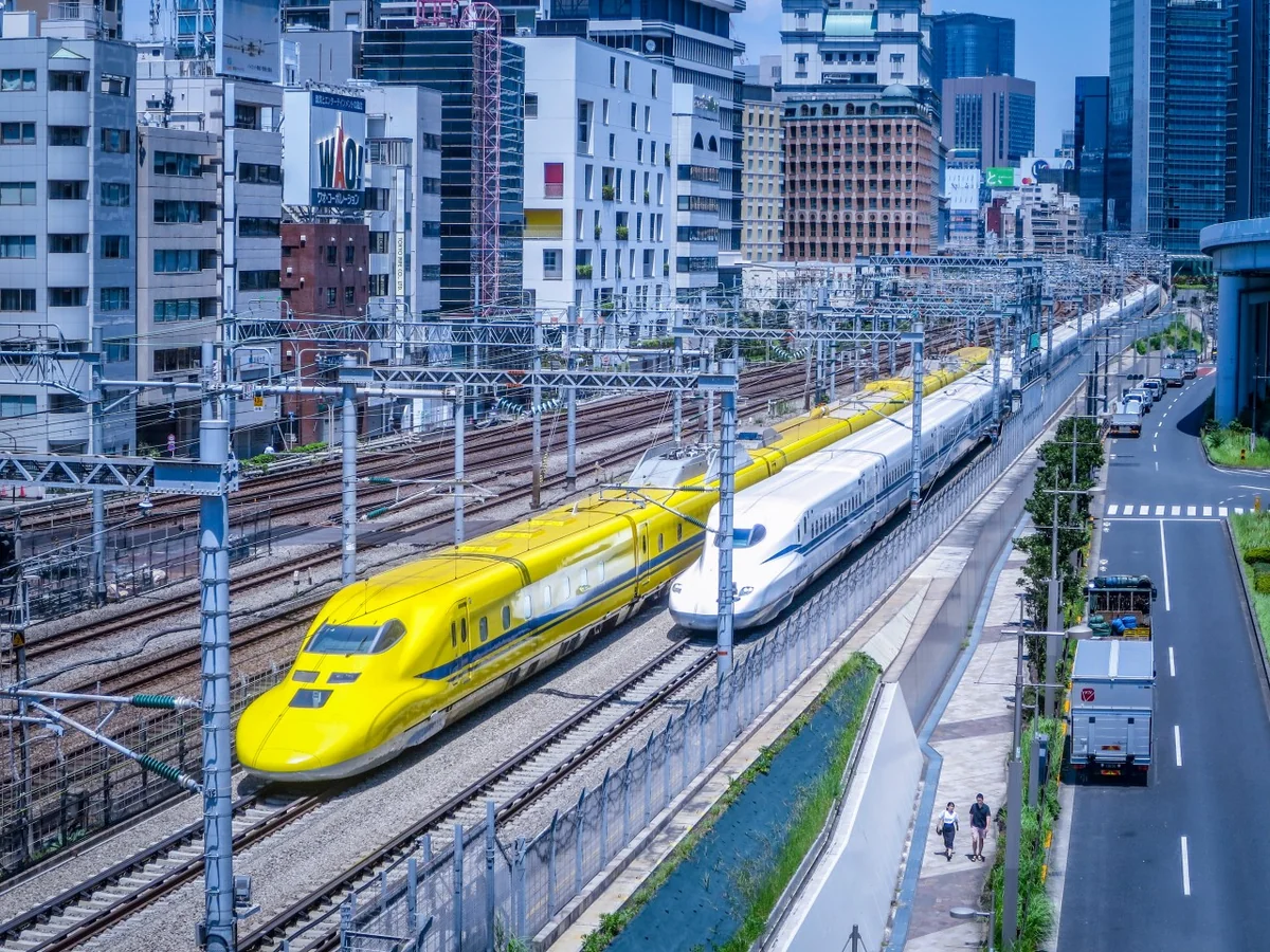 投稿写真：ドクターイエローとN700S