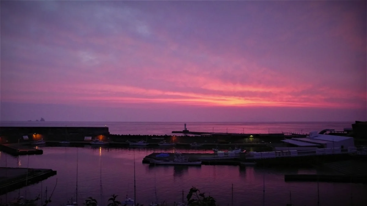 投稿写真：パープルに染まる空