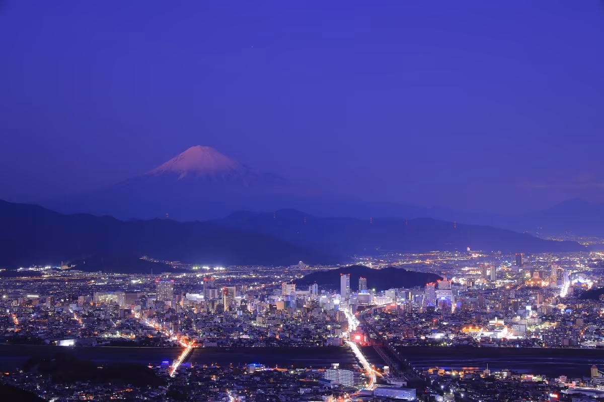 投稿写真：富士山と静岡市街夜景