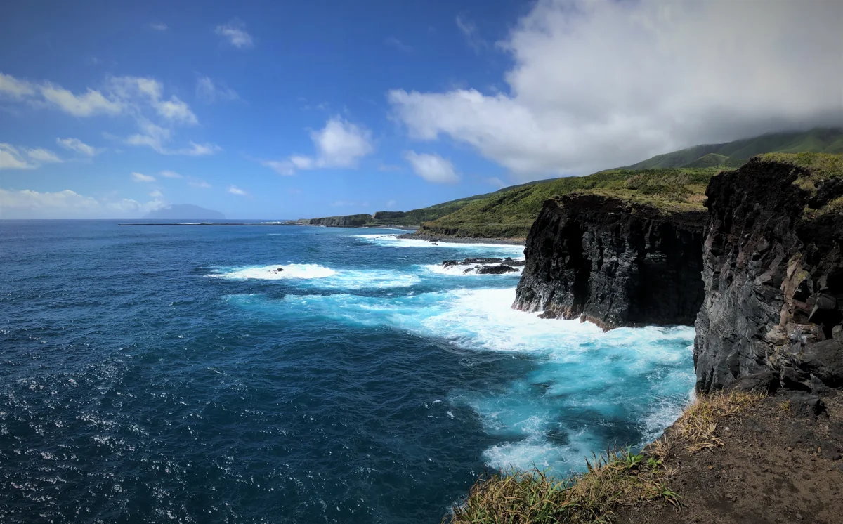 投稿写真：御蔵島と三池桟橋
