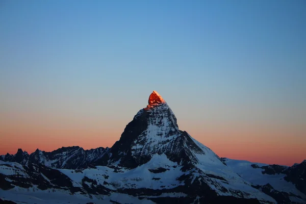 投稿：朝焼けのマッターホルン