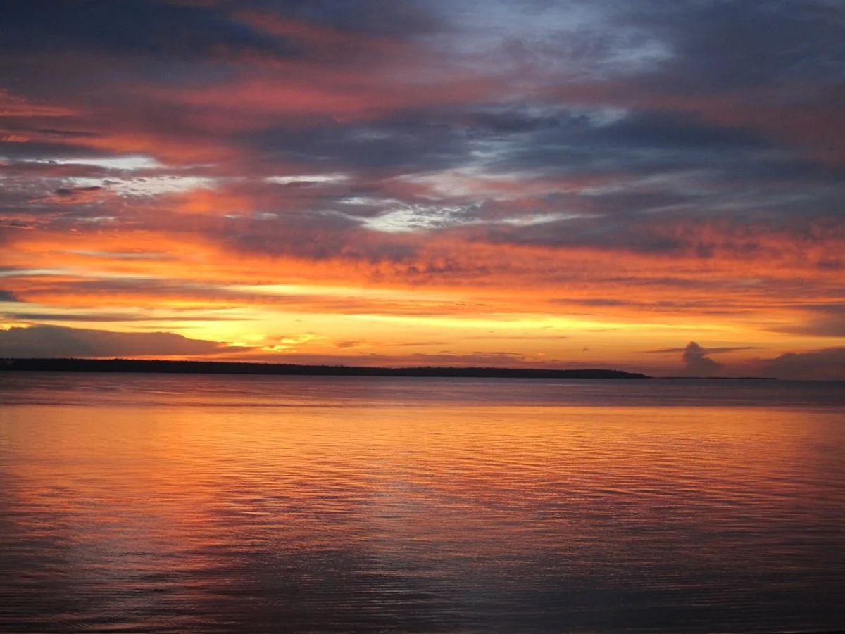 投稿写真：アマゾン川の夕焼け
