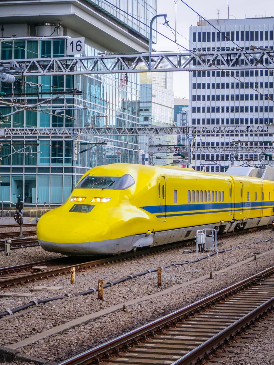 投稿写真：東京駅に到着する上りドクターイエロー