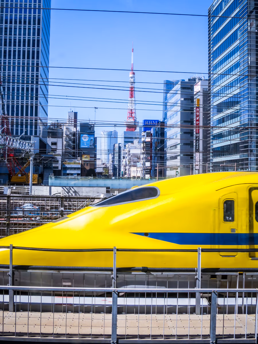 投稿写真：ドクターイエローと東京タワー