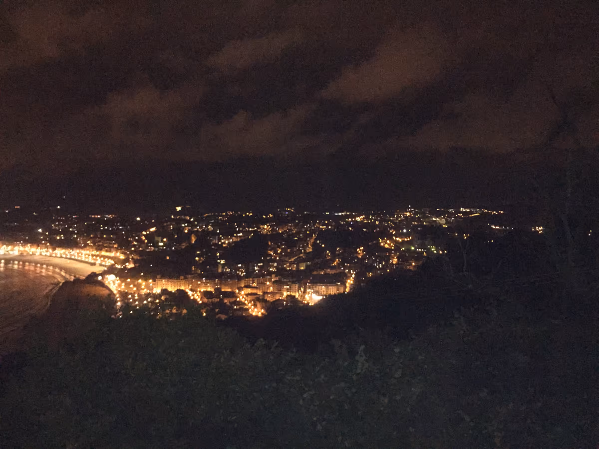 投稿写真：スペイン サンセバスティンの夜景