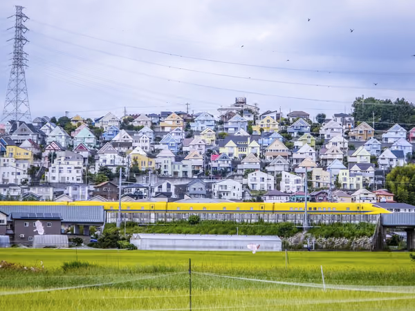 投稿：日向岡住宅とドクターイエロー