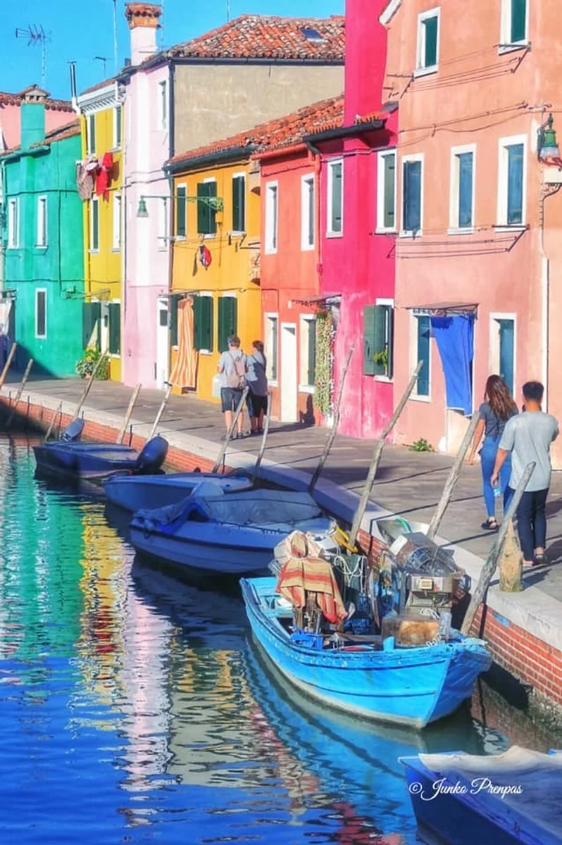投稿写真：カラフルな街並み ブラーノ島