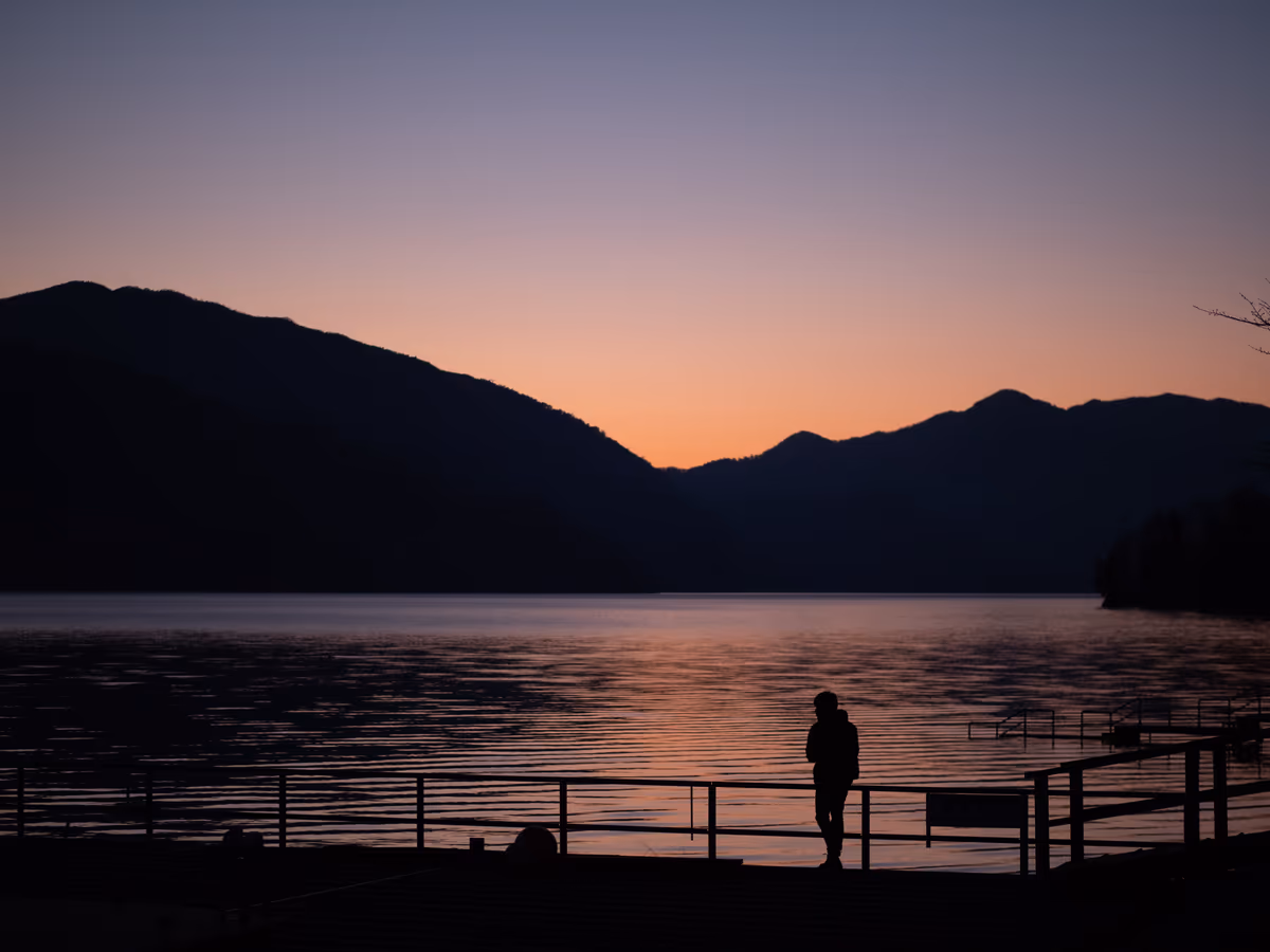 投稿写真：中禅寺湖の夕暮れ
