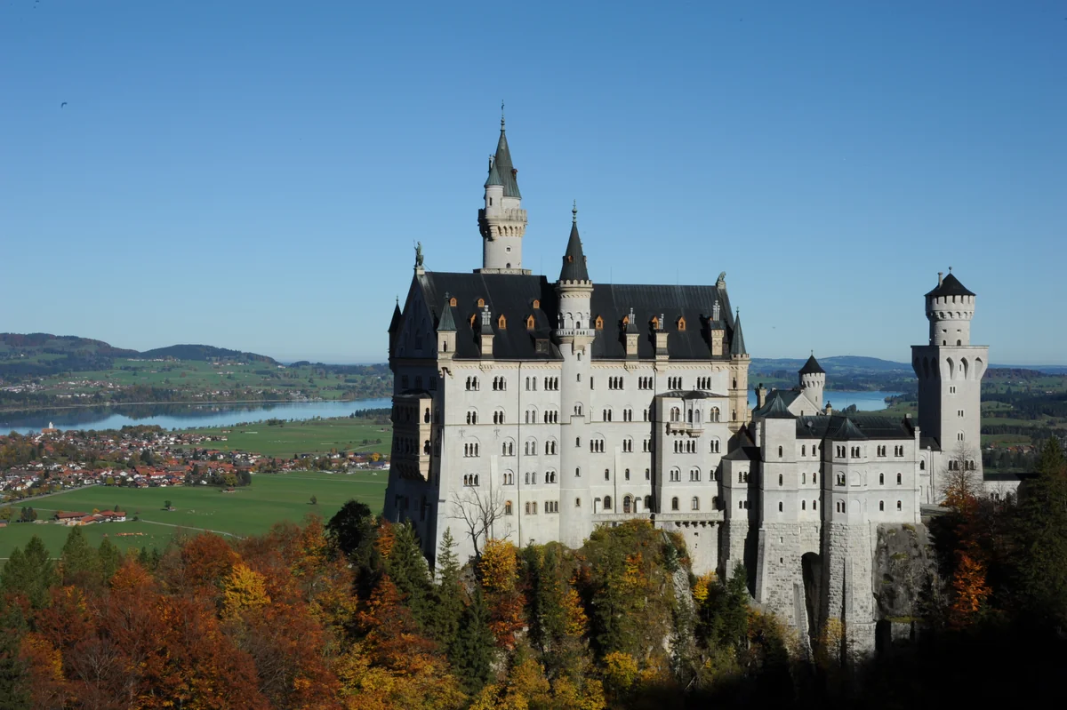 投稿写真：快晴に恵まれたノイシュバンシュタイン城