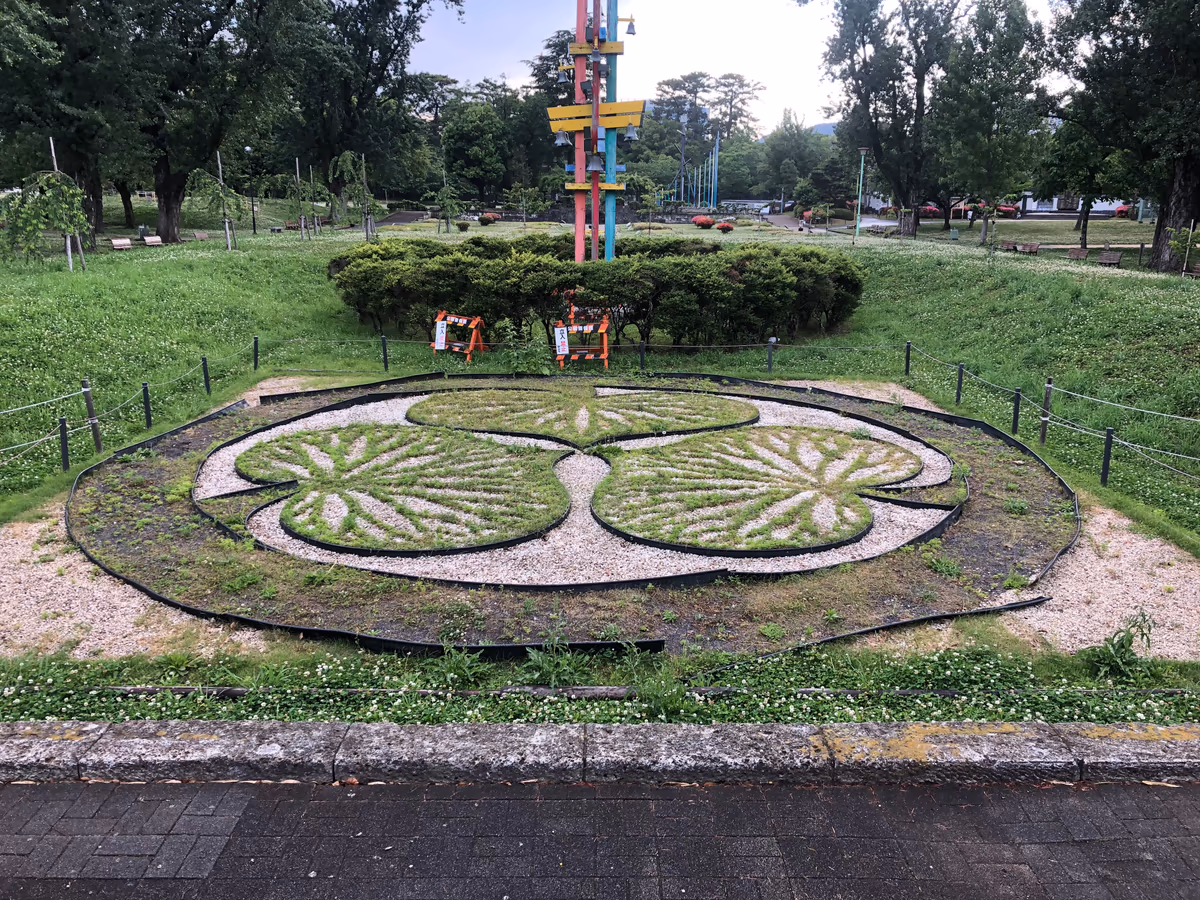 投稿写真：駿府城公園　葵の御紋