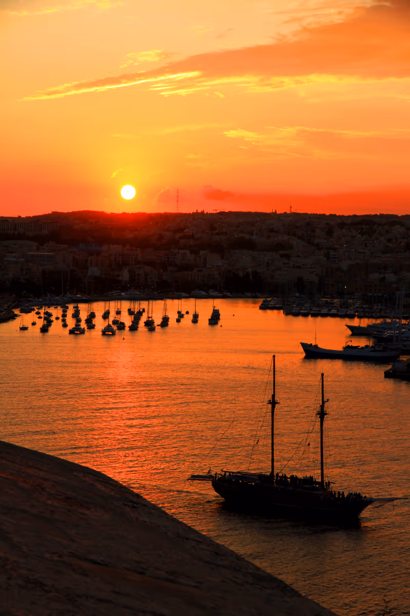 投稿写真：マルタ共和国　マノエル島ヨットアリーナの夕暮れ