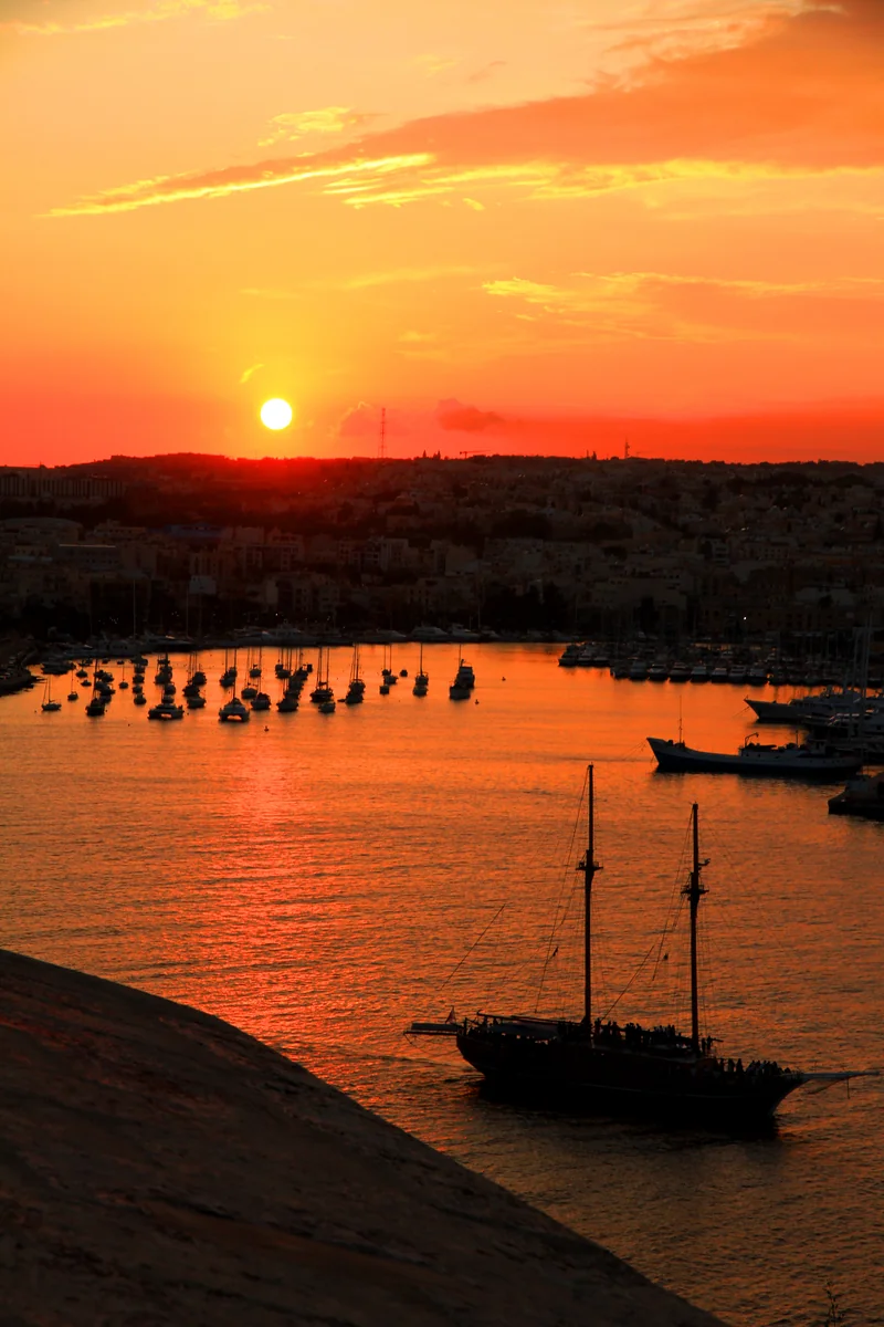 投稿写真：マルタ共和国　マノエル島ヨットアリーナの夕暮れ