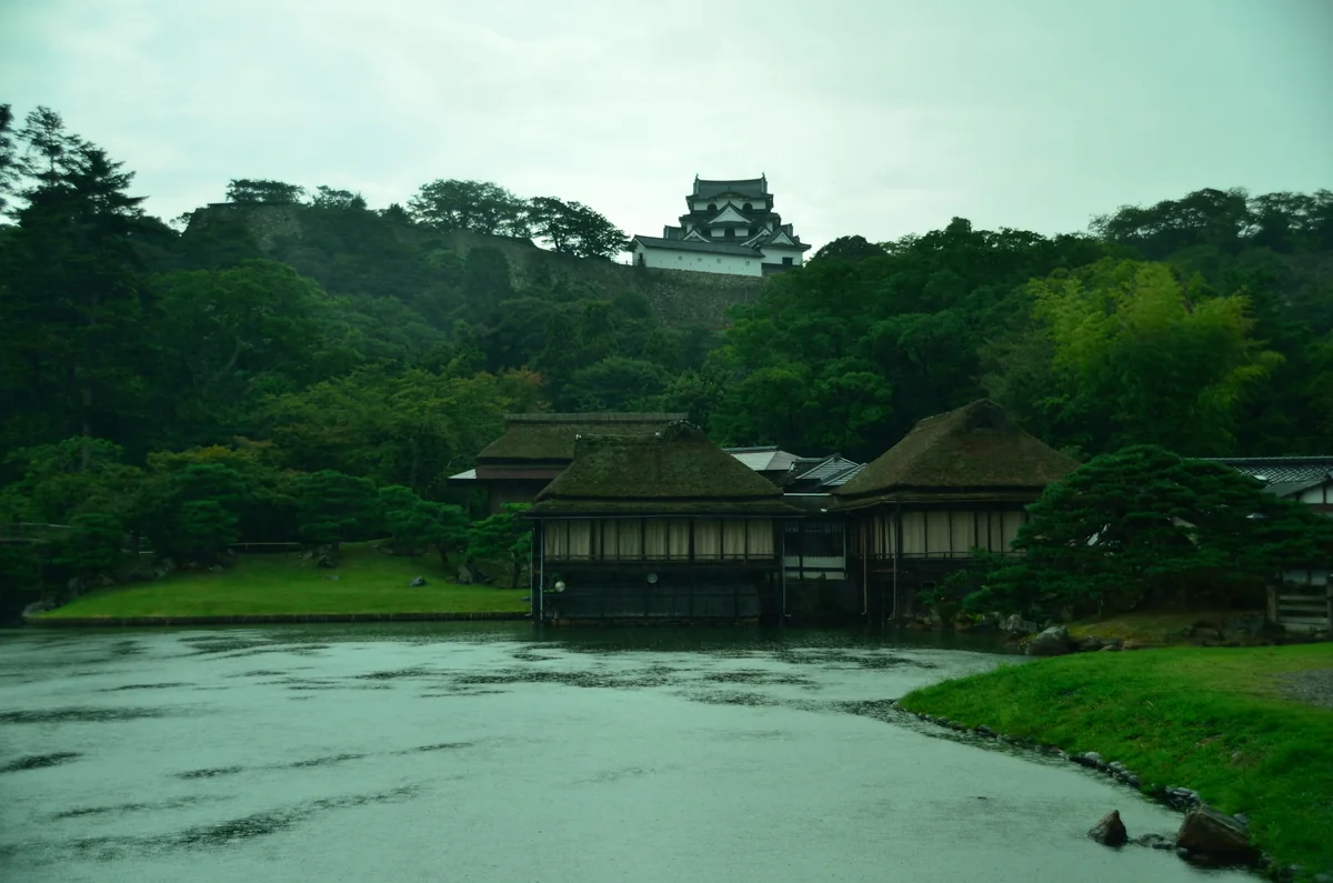 投稿写真：夕立下の彦根城