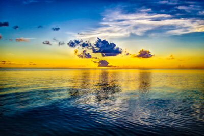 いつまでも眺めていたい、煌めく夕焼けの記事画像