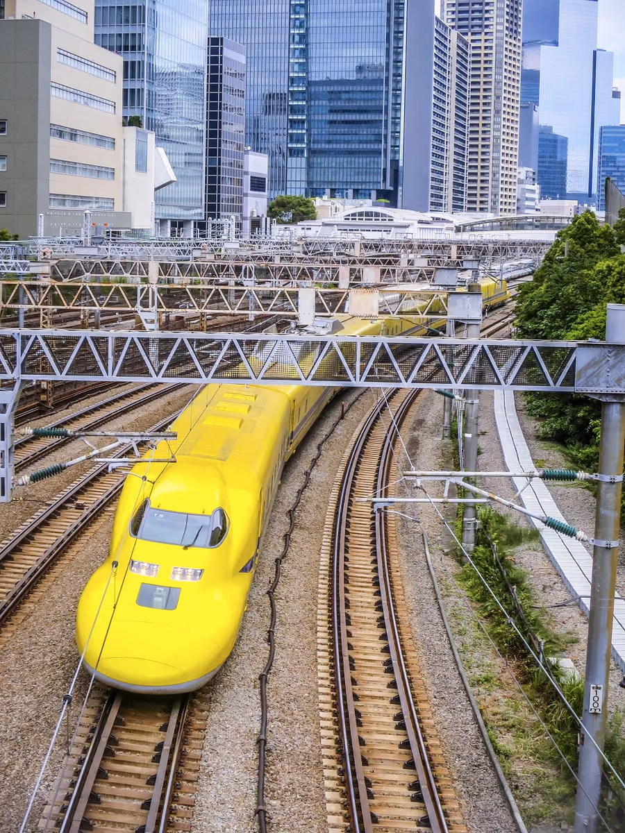 投稿写真：都心のドクターイエロー