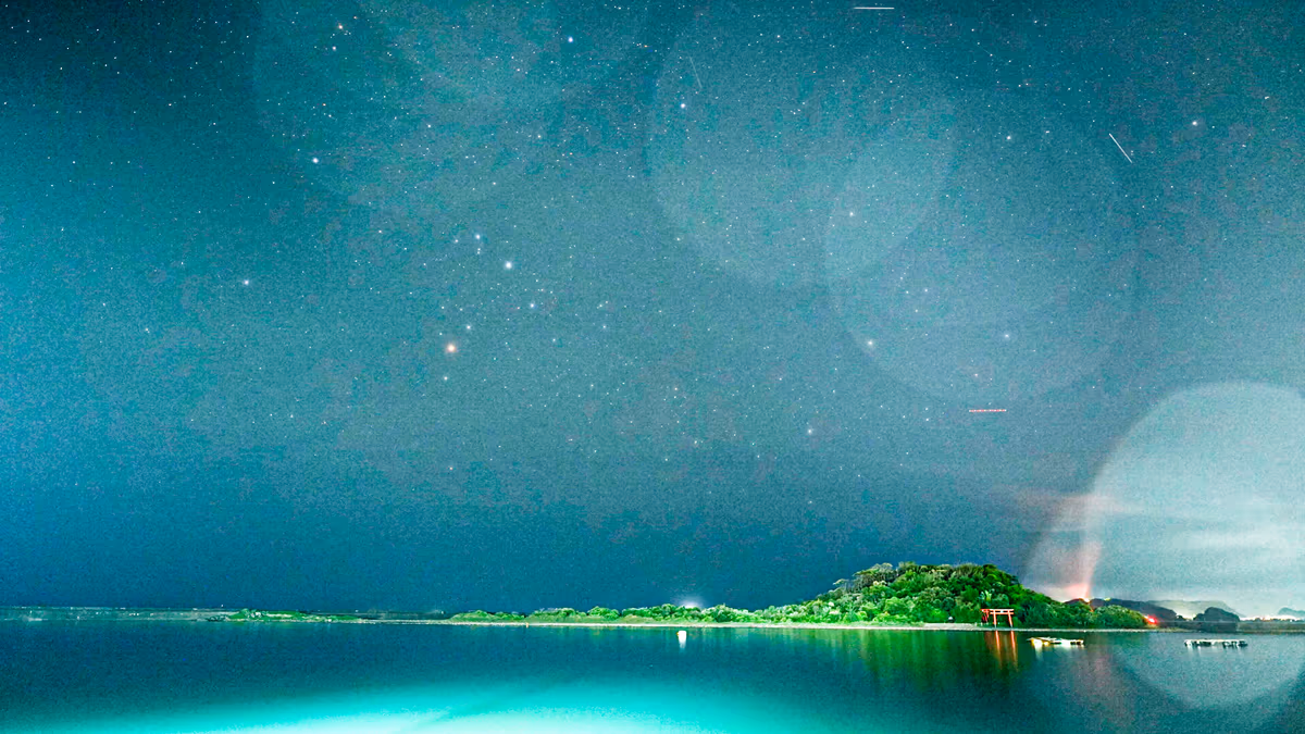 投稿写真：夜空にうっすらと見える夏の天の川