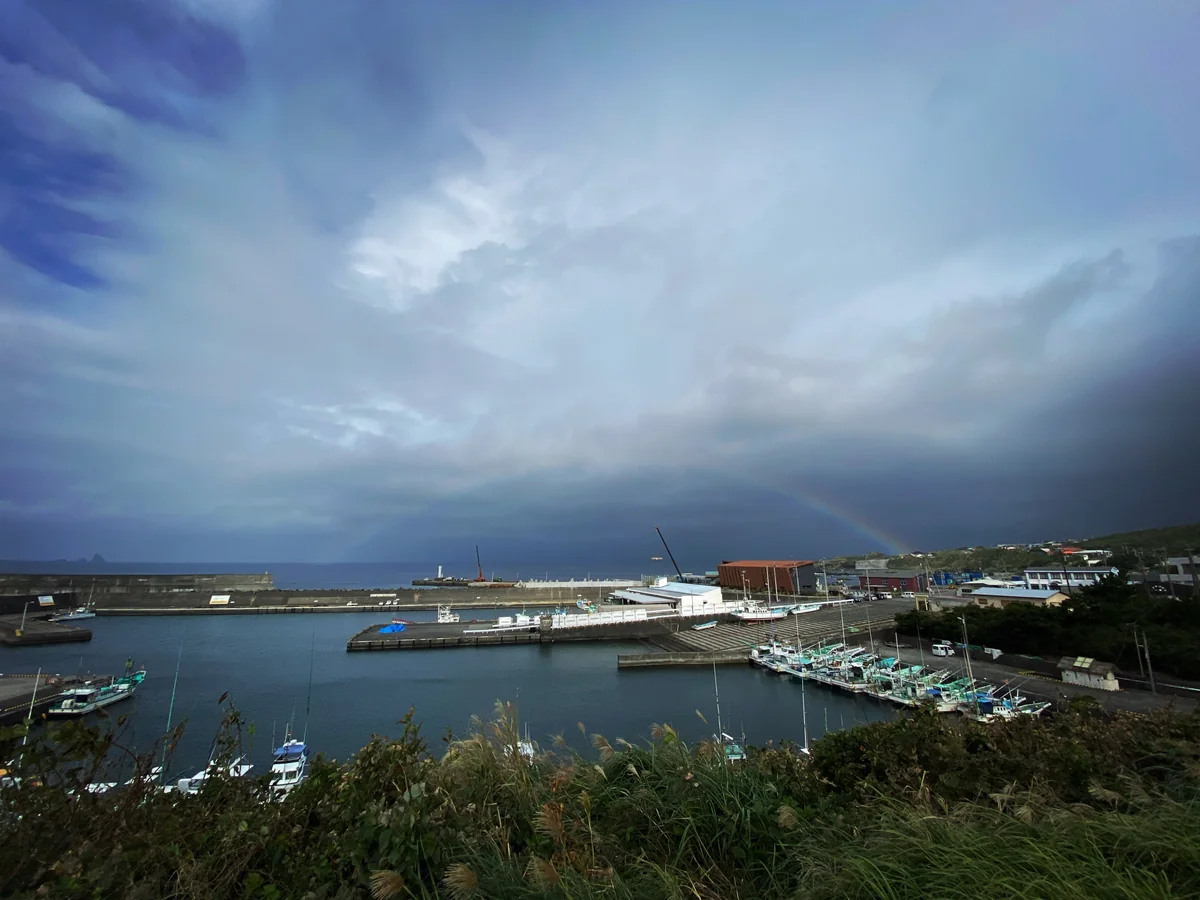 投稿写真：うっすらとアーチ