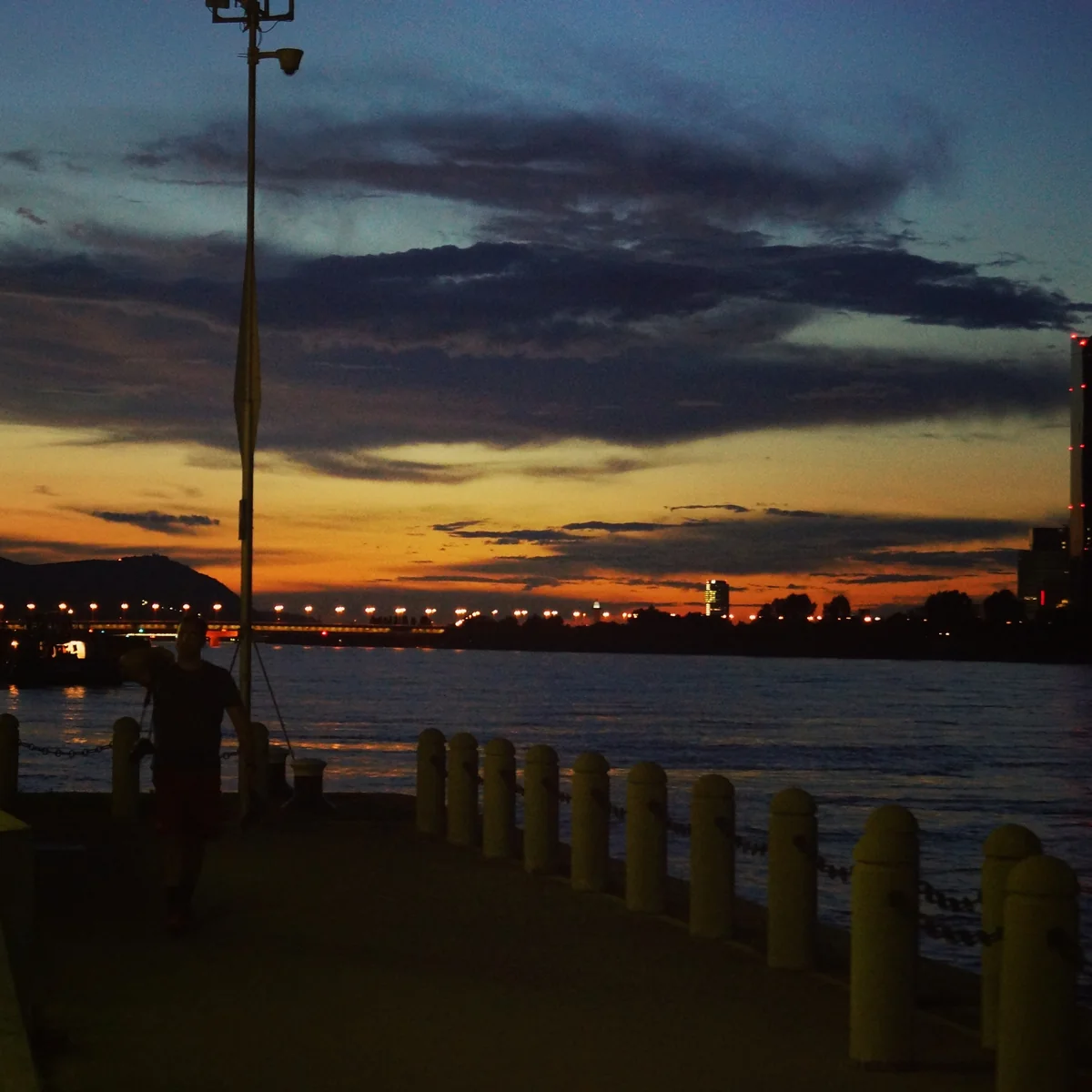 投稿写真：ドナウ川の夕暮れ