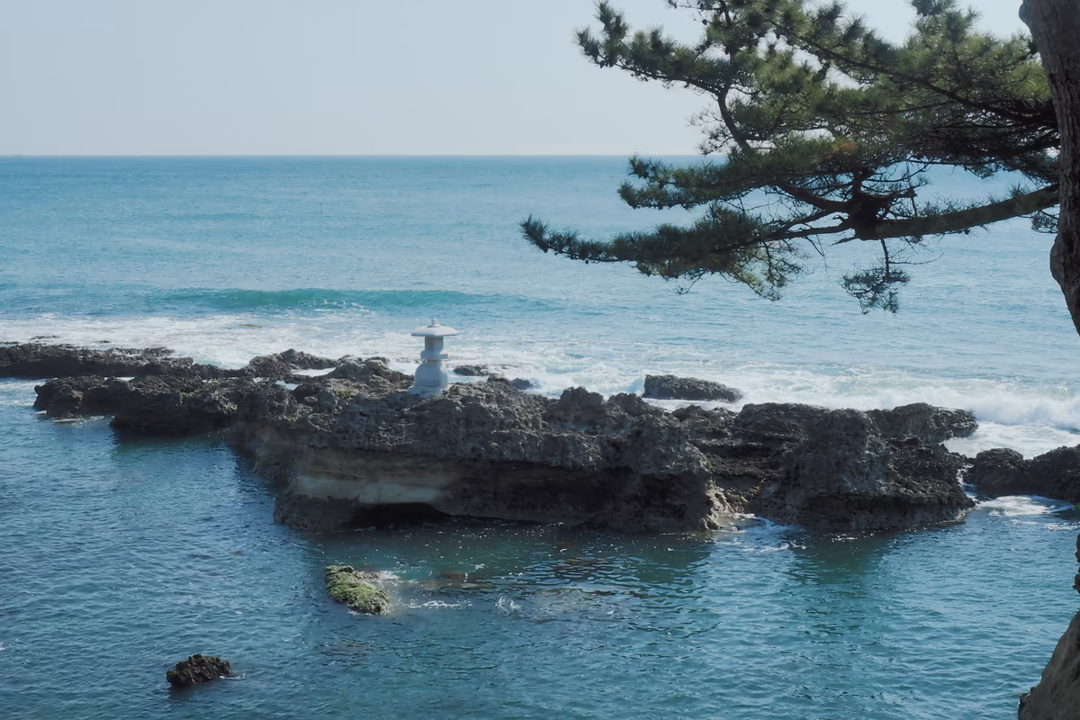 投稿写真：五浦海岸　海の燈籠