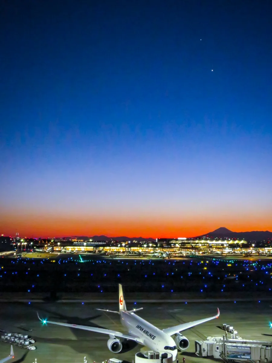 投稿写真：羽田空港夕景